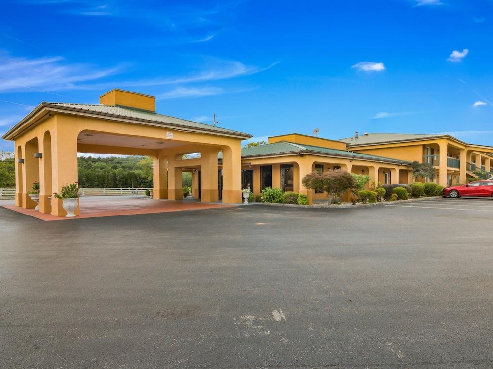 דנדרידג' Quality Inn מראה חיצוני תמונה